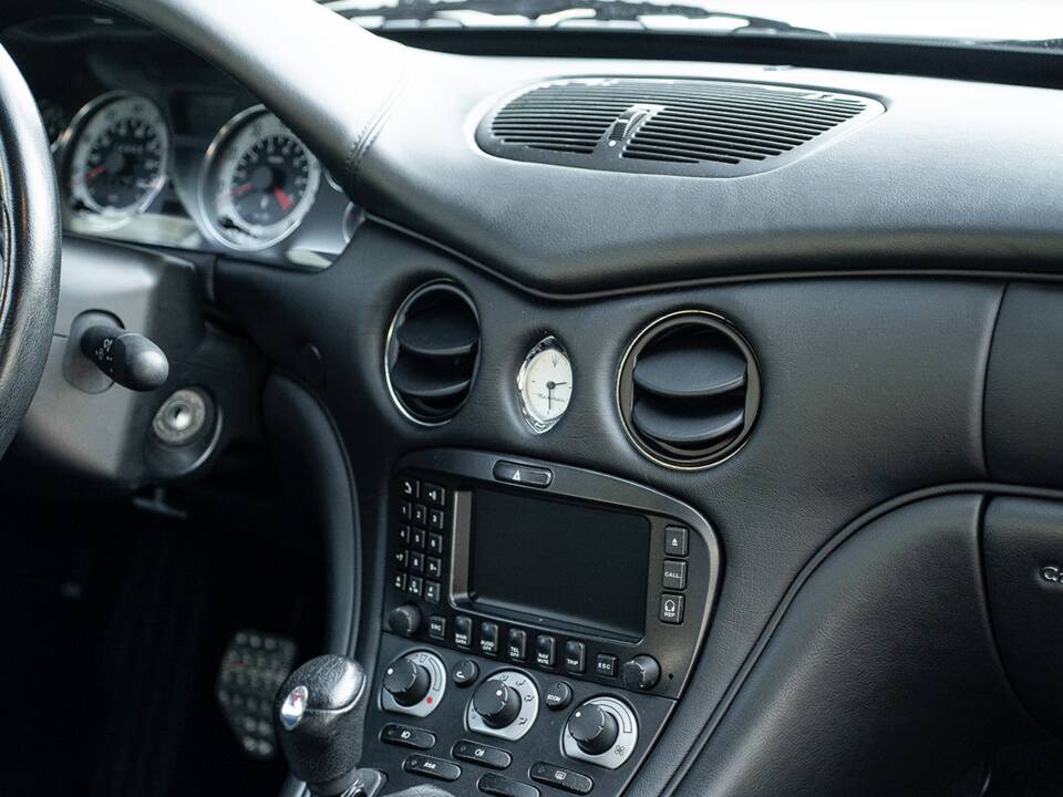 Bild 37/48 von Maserati 4200 (2004)