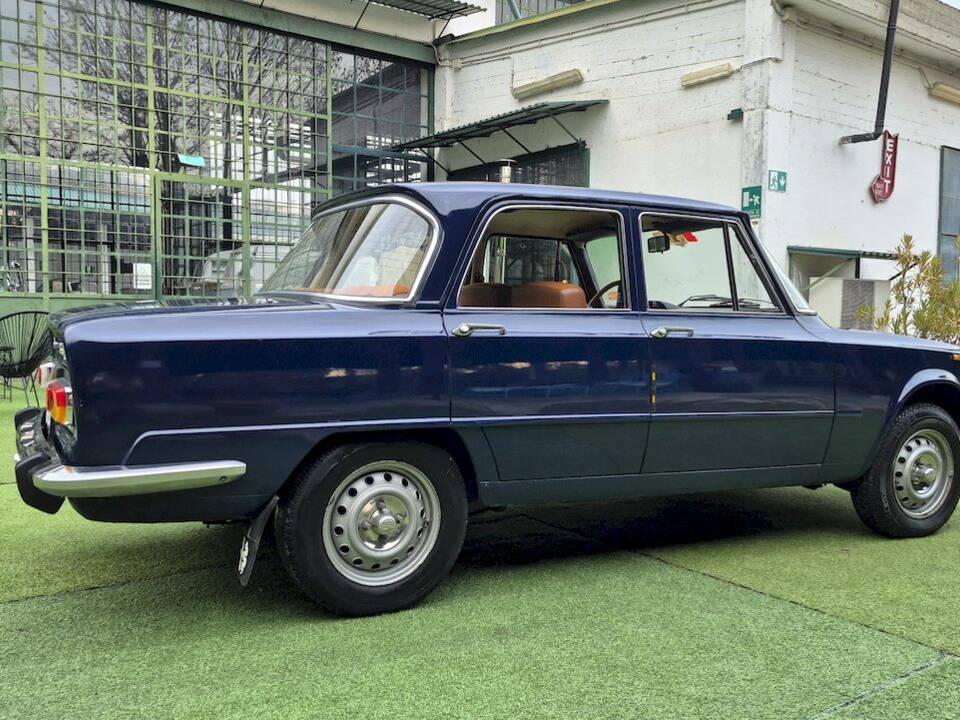 Imagen 11/67 de Alfa Romeo Giulia Nuova Super 1600 (1977)