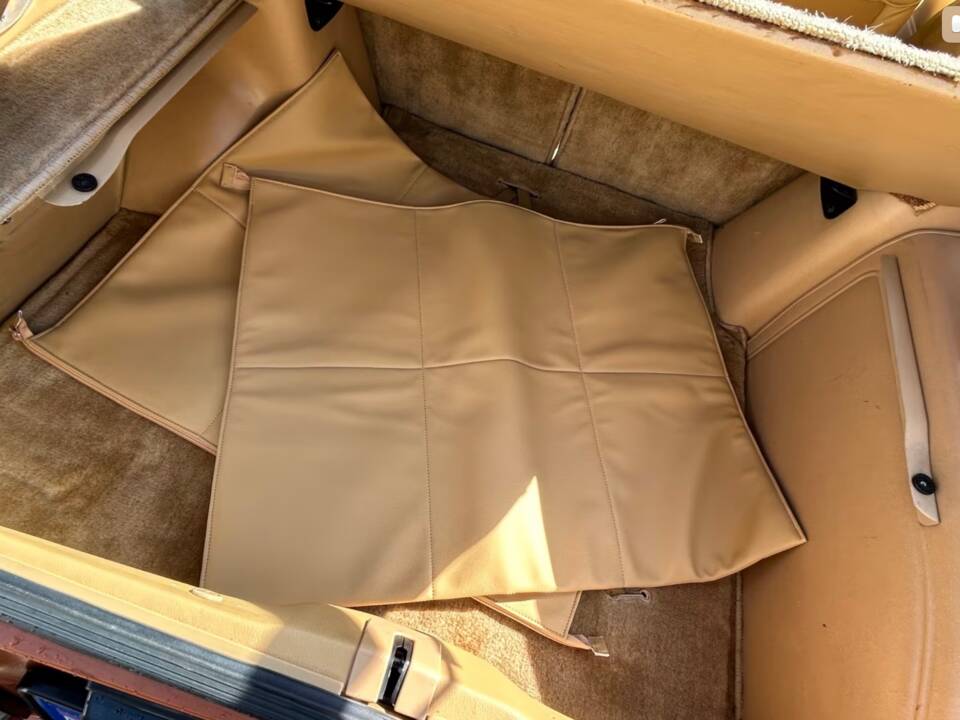 Image 11/14 of Datsun 280 ZX (1983)