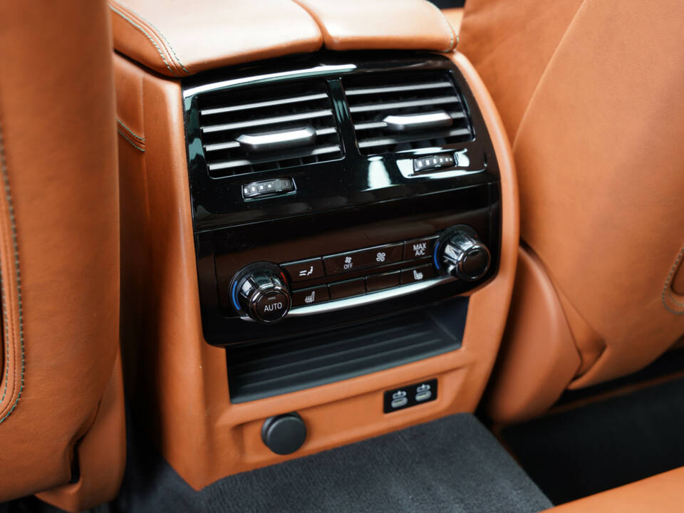 Image 36/50 of ALPINA B5 Touring Biturbo Allrad (2021)