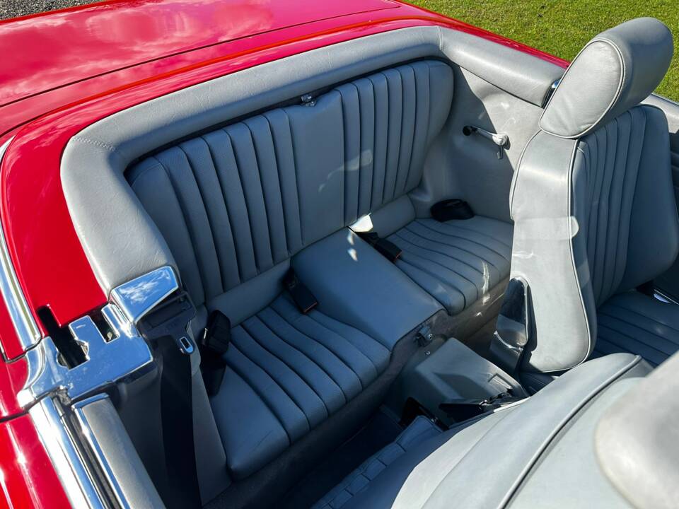 Image 20/50 de Mercedes-Benz 300 SL (1988)