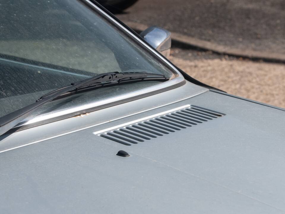 Bild 13/50 von BMW 635 CSi (1984)