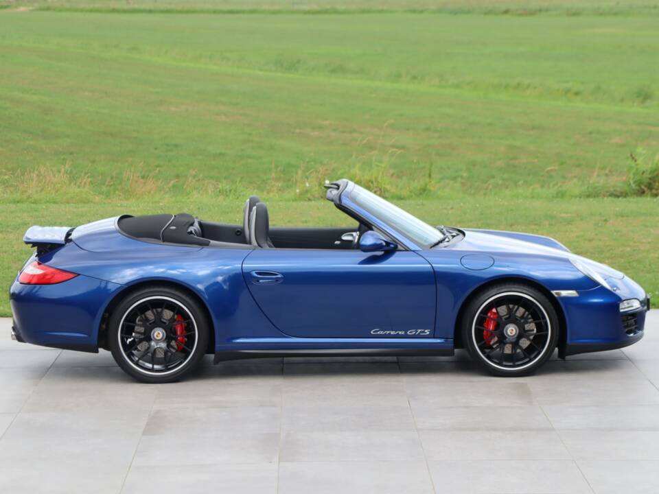 Bild 8/50 von Porsche 911 Carrera 4 GTS (2011)