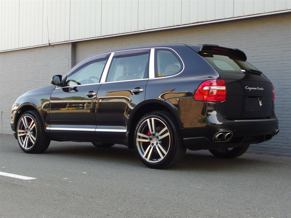 Image 4/93 of Porsche Cayenne Turbo (2007)