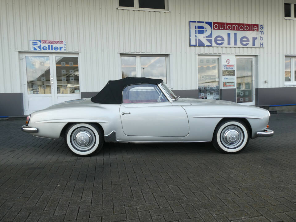 Image 7/24 of Mercedes-Benz 190 SL (1957)