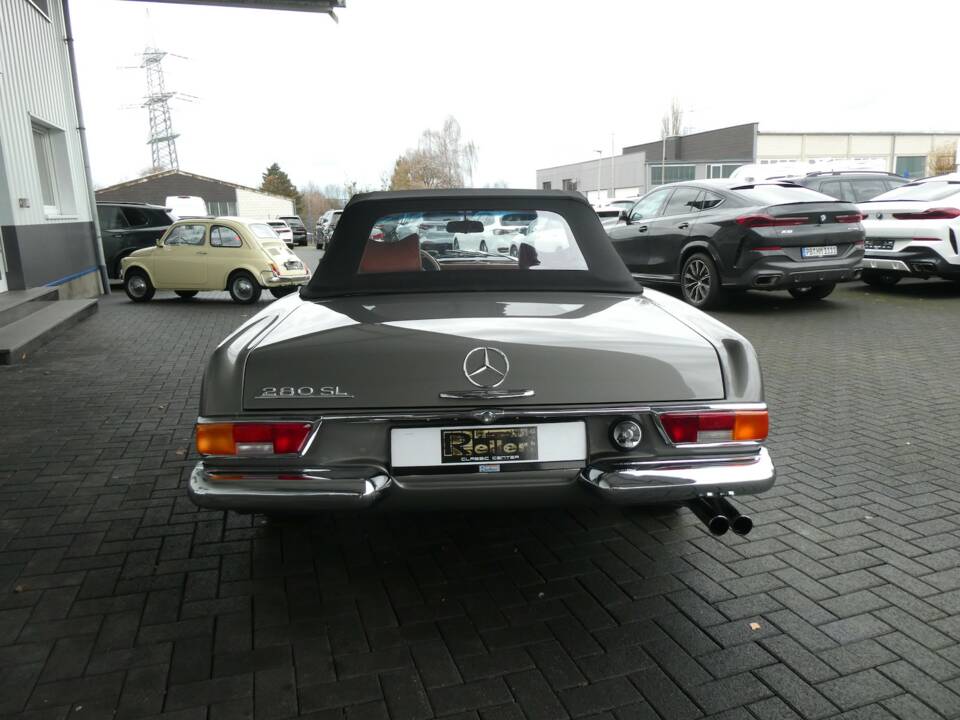 Image 5/27 of Mercedes-Benz 280 SL (1968)