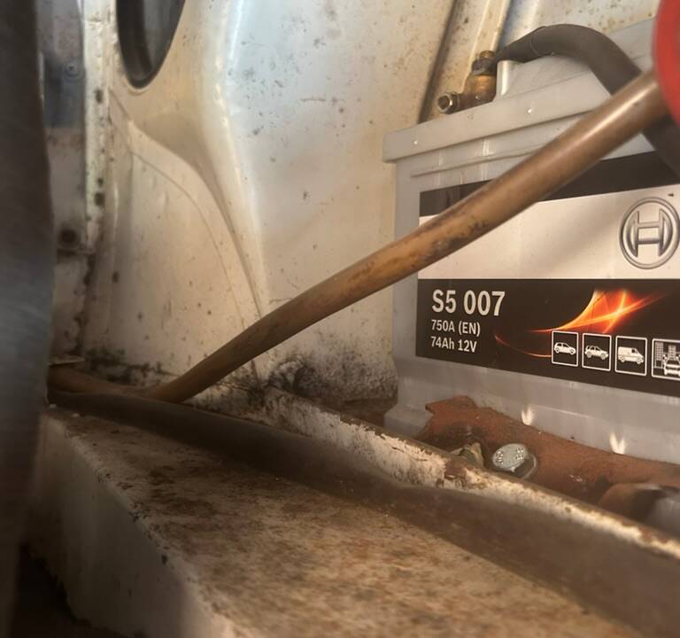 Bild 47/51 von Volkswagen T2a Kombi (1971)