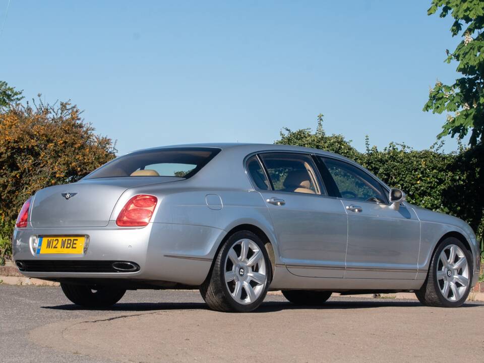 Image 3/50 of Bentley Continental Flying Spur (2007)