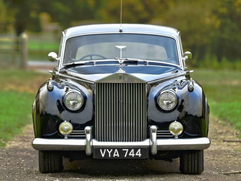 Image 4/50 of Rolls-Royce Silver Cloud I (1958)