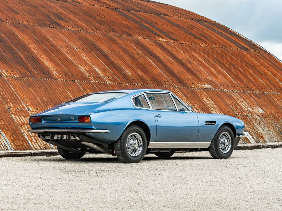 Bild 2/29 von Aston Martin DBS (1970)