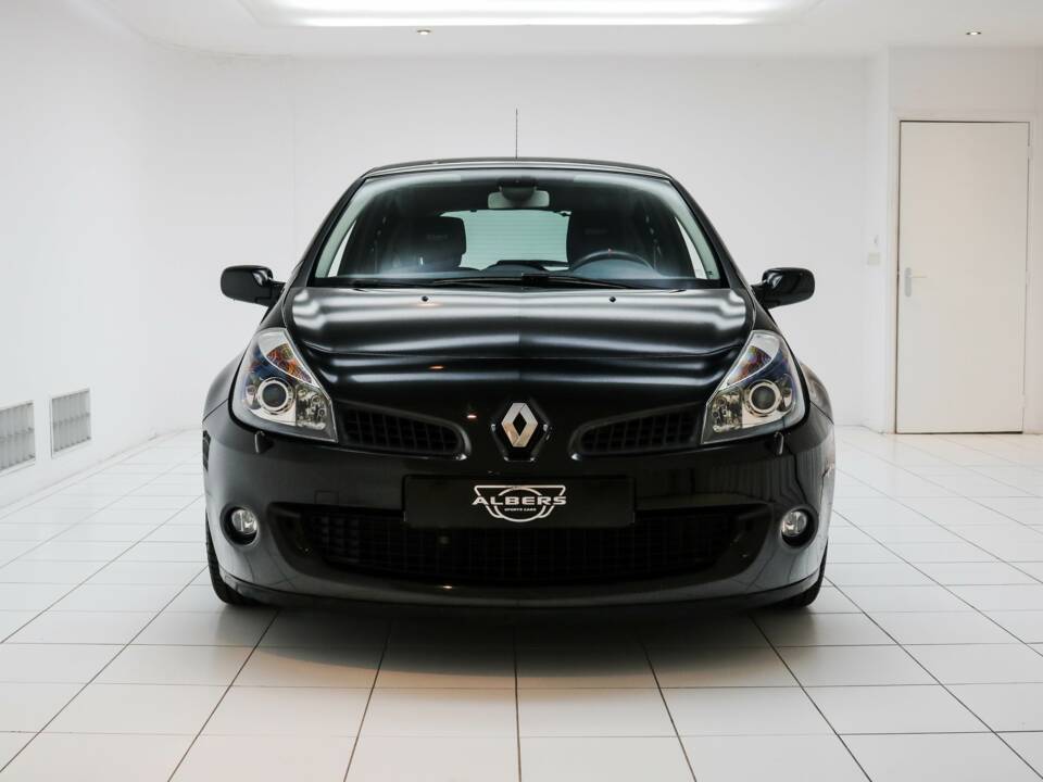 Imagen 4/14 de Renault Clio II 2.0 RS Cup (2007)