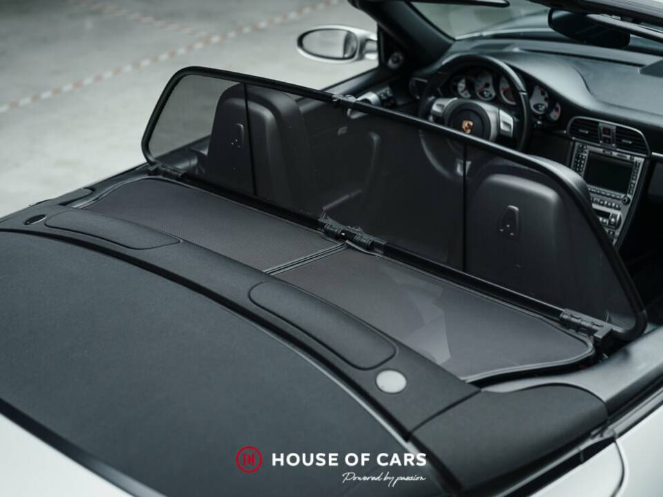 Immagine 14/24 di Porsche 911 Carrera S (2006)