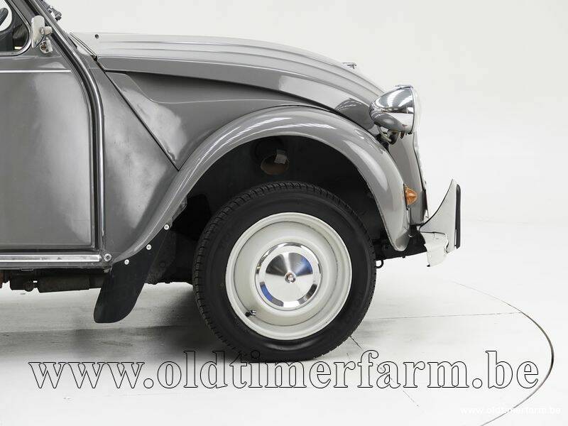 Image 10/15 de Citroën 2 CV 6 (1982)