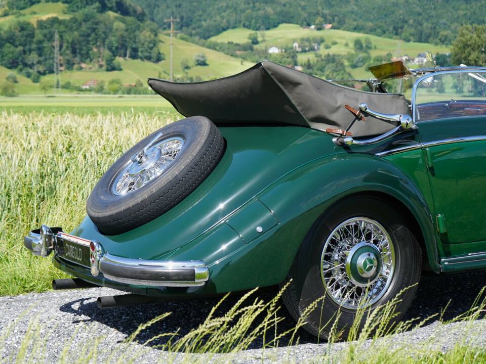 Bild 19/45 von Mercedes-Benz 540 K Cabriolet A (1937)
