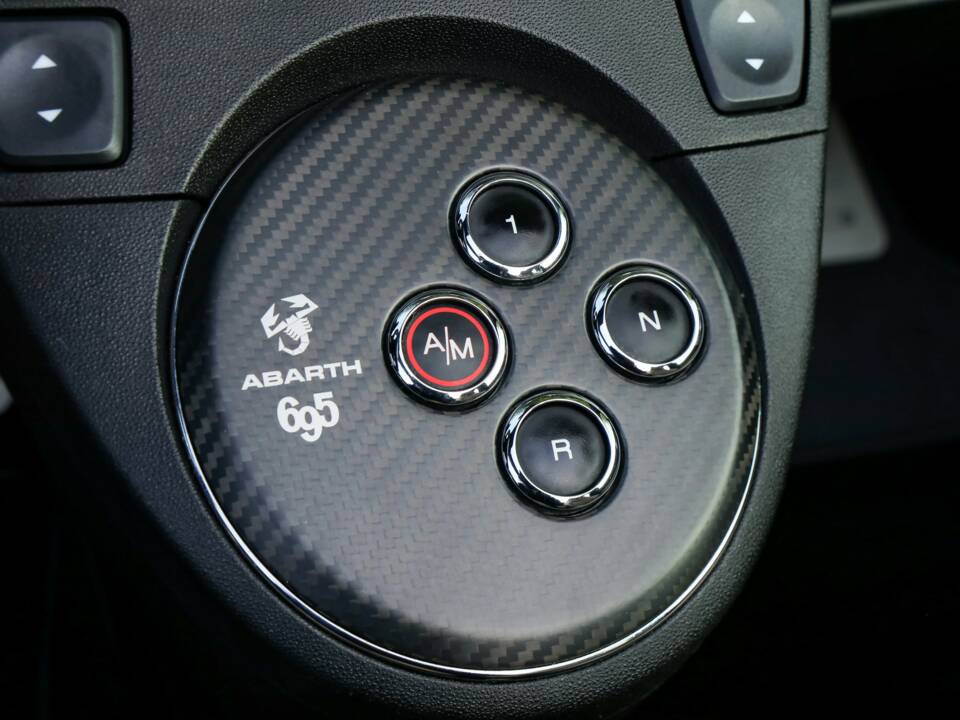 Imagen 35/50 de Abarth 695 "Edizione Maserati" (2013)