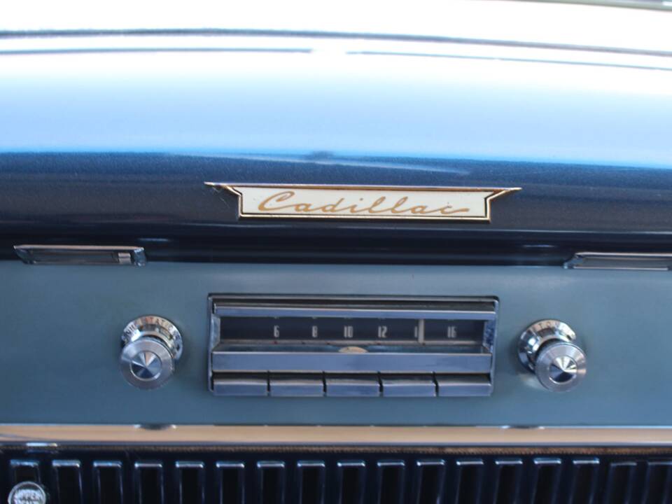 Image 39/43 of Cadillac 62 Sedan (1953)