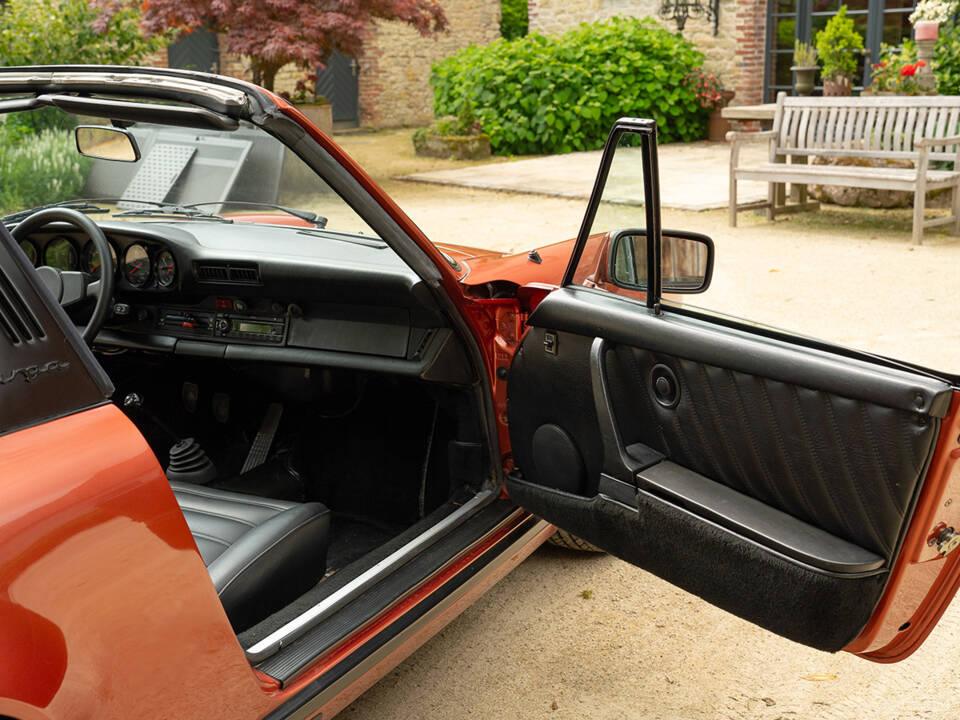 Immagine 56/90 di Porsche 911 Carrera 3.0 (1977)