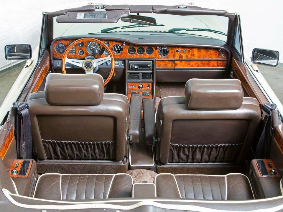 Bild 16/22 von Rolls-Royce Corniche I (1986)