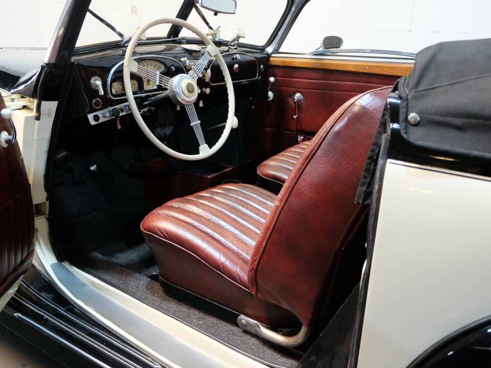 Image 7/33 de BMW 327 (1940)