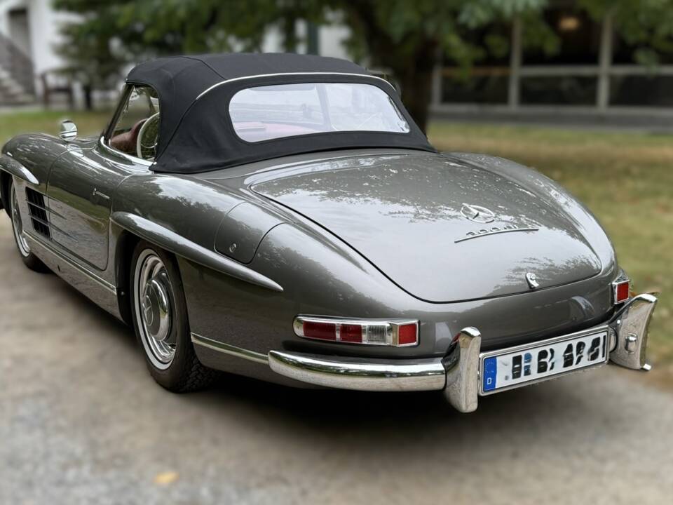 Image 11/19 of Mercedes-Benz 300 SL Roadster (1958)