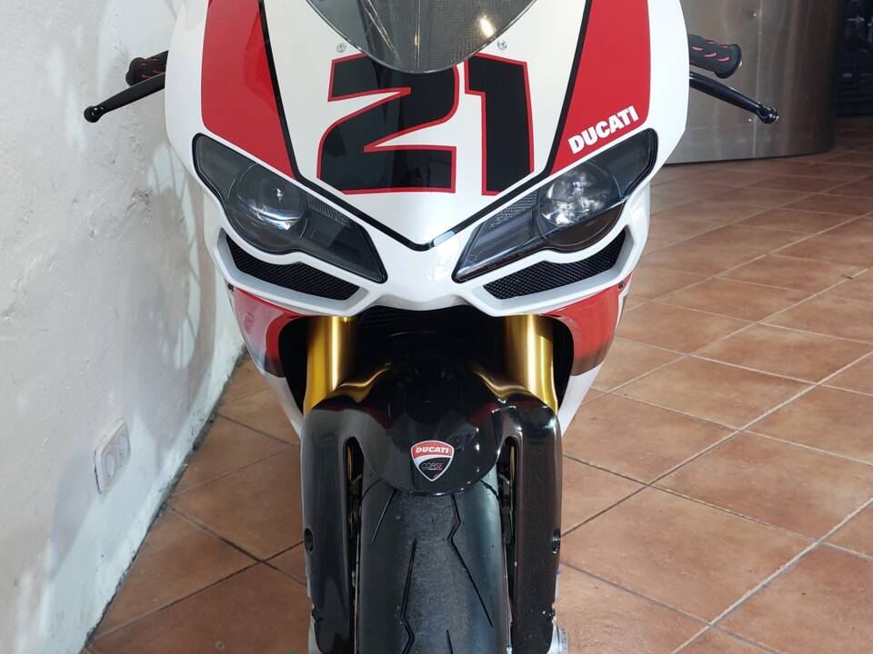 Bild 14/56 von Ducati 1098 R (2009)