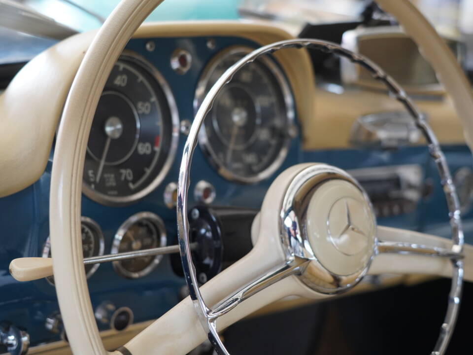 Immagine 41/89 di Mercedes-Benz 190 SL (1959)