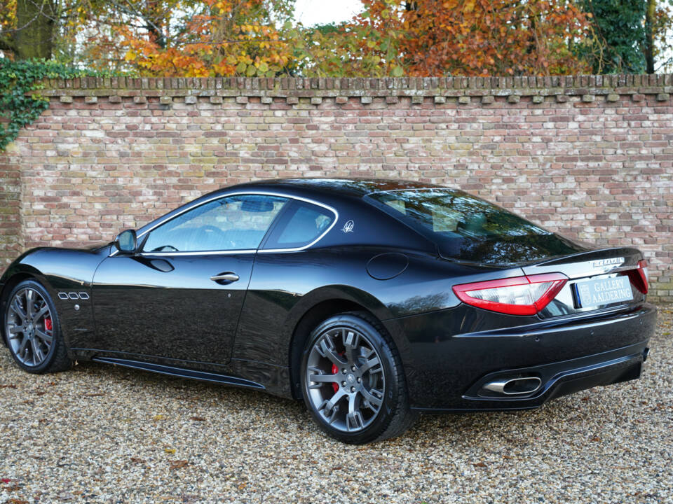 Bild 3/50 von Maserati GranTurismo S (2010)