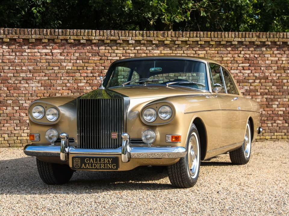 Image 13/50 of Rolls-Royce Silver Cloud III "Chinese Eyes" (1965)