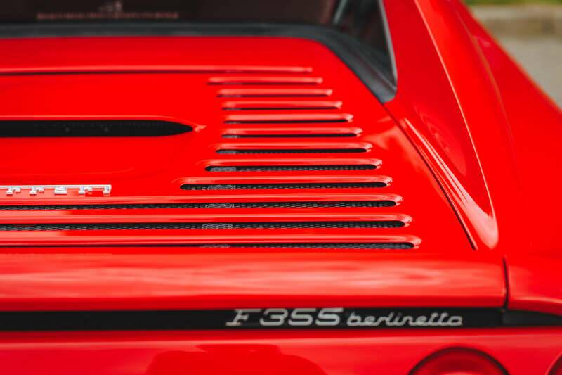 Image 11/50 de Ferrari F 355 Berlinetta (1998)