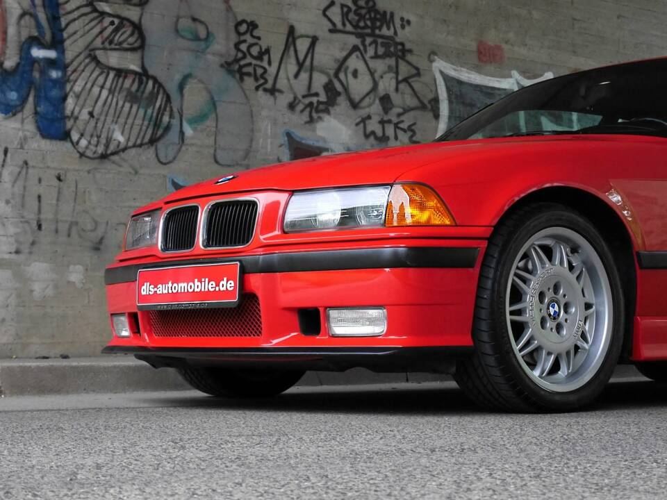 Image 19/25 of BMW M3 (1900)