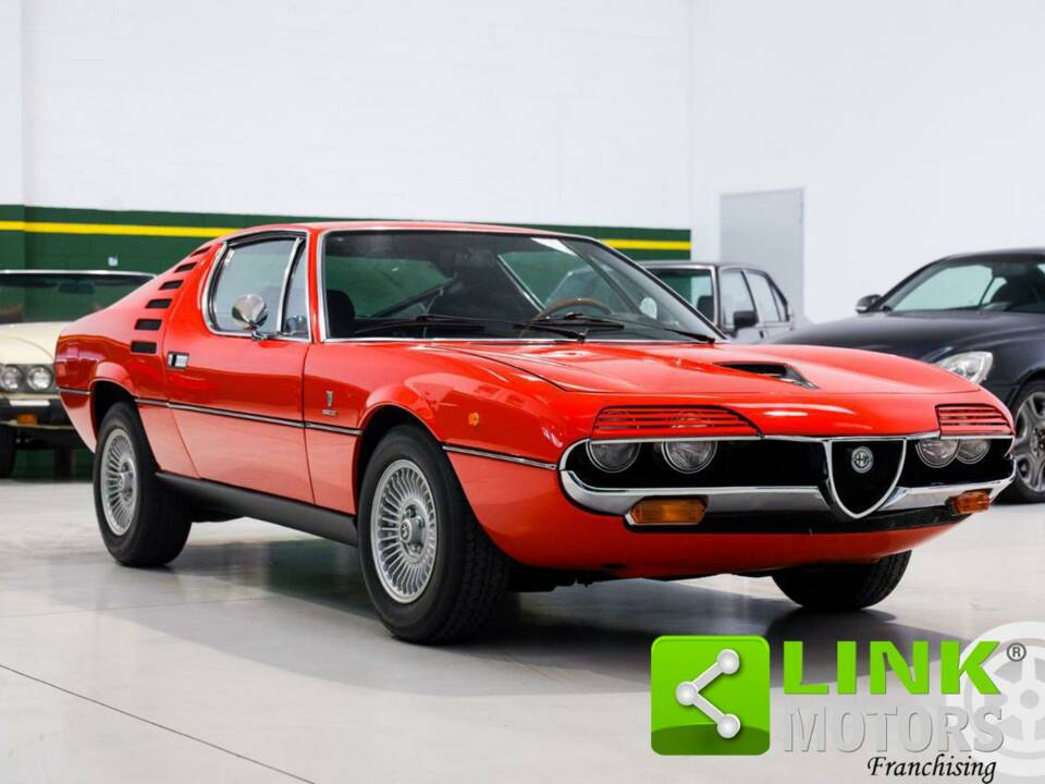 Image 2/10 of Alfa Romeo Montreal (1975)