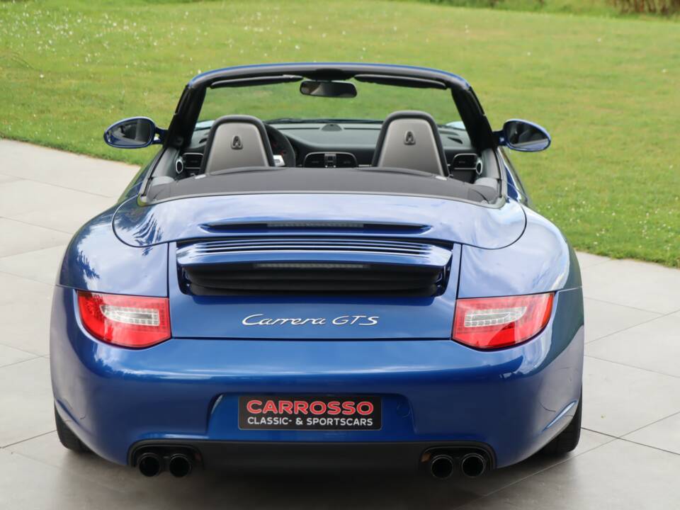 Bild 12/50 von Porsche 911 Carrera 4 GTS (2011)