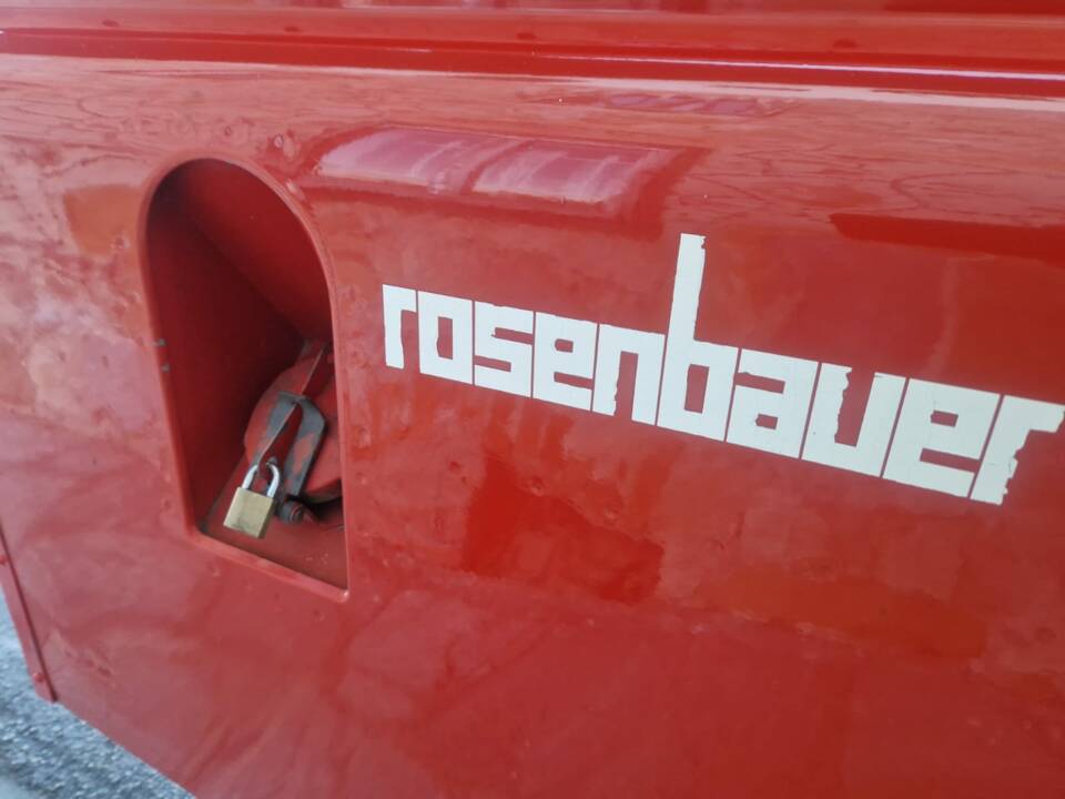 Image 40/54 of Land Rover 109 (1970)