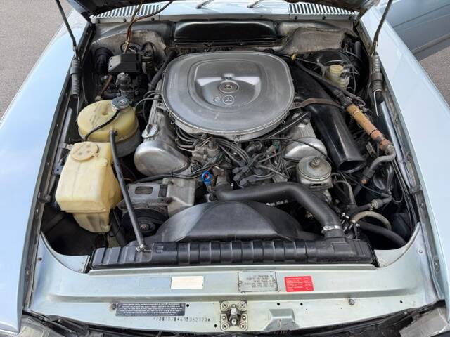 Image 18/27 de Mercedes-Benz 450 SL (1980)