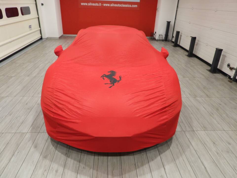 Image 12/15 of Ferrari 296 GTS (2025)