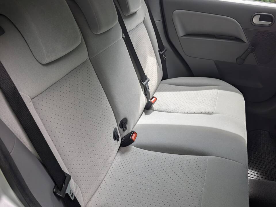 Bild 8/10 von Ford Fiesta 1.4 (2002)