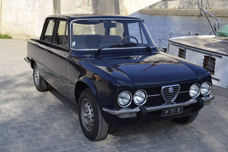 Bild 3/42 von Alfa Romeo Giulia Nuova Super 1300 (1976)