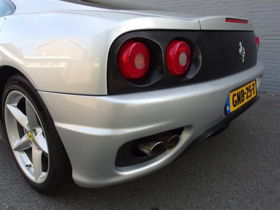 Afbeelding 40/99 van Ferrari 360 Modena (2000)