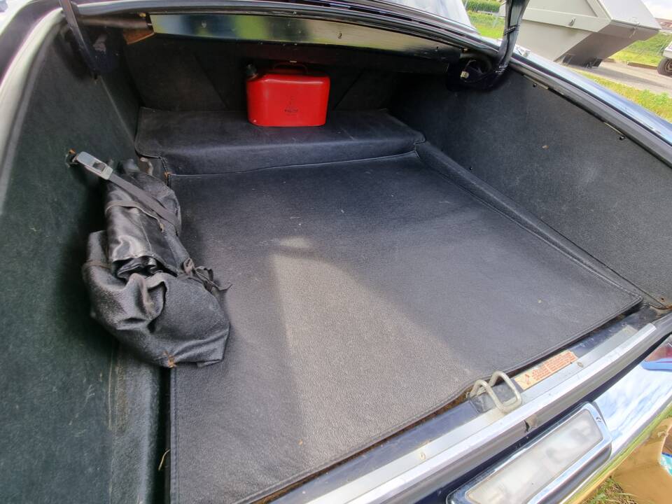 Immagine 26/29 di Jaguar XJ 6 4.2 (1972)