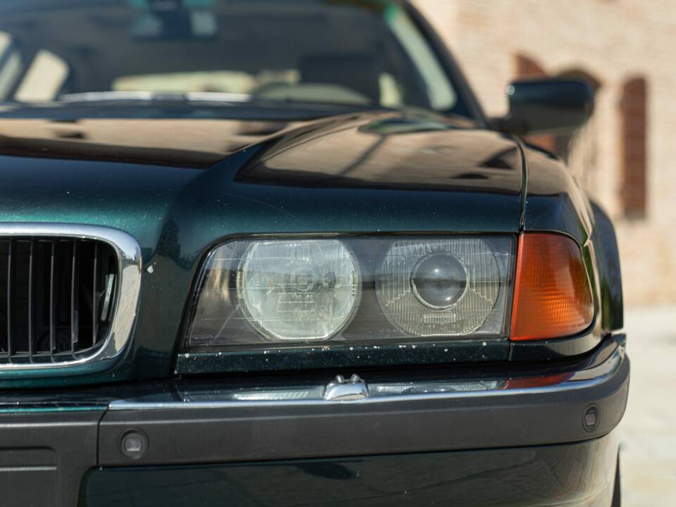 Imagen 16/50 de BMW 725tds (1997)