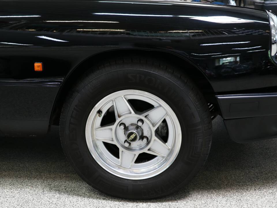 Bild 9/32 von Alfa Romeo 2.0 Spider (1989)