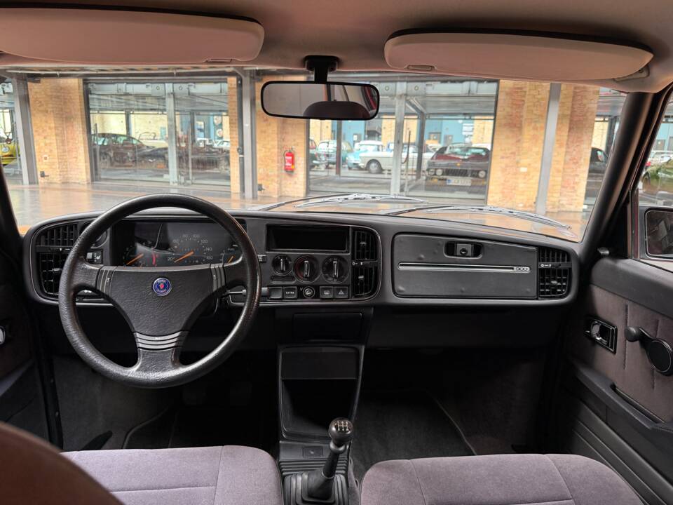 Image 24/42 of Saab 900 2.0i 16V (1991)