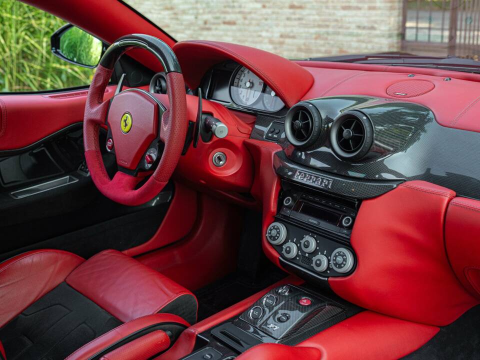 Immagine 28/50 di Ferrari 599 GTB HGTE (2010)