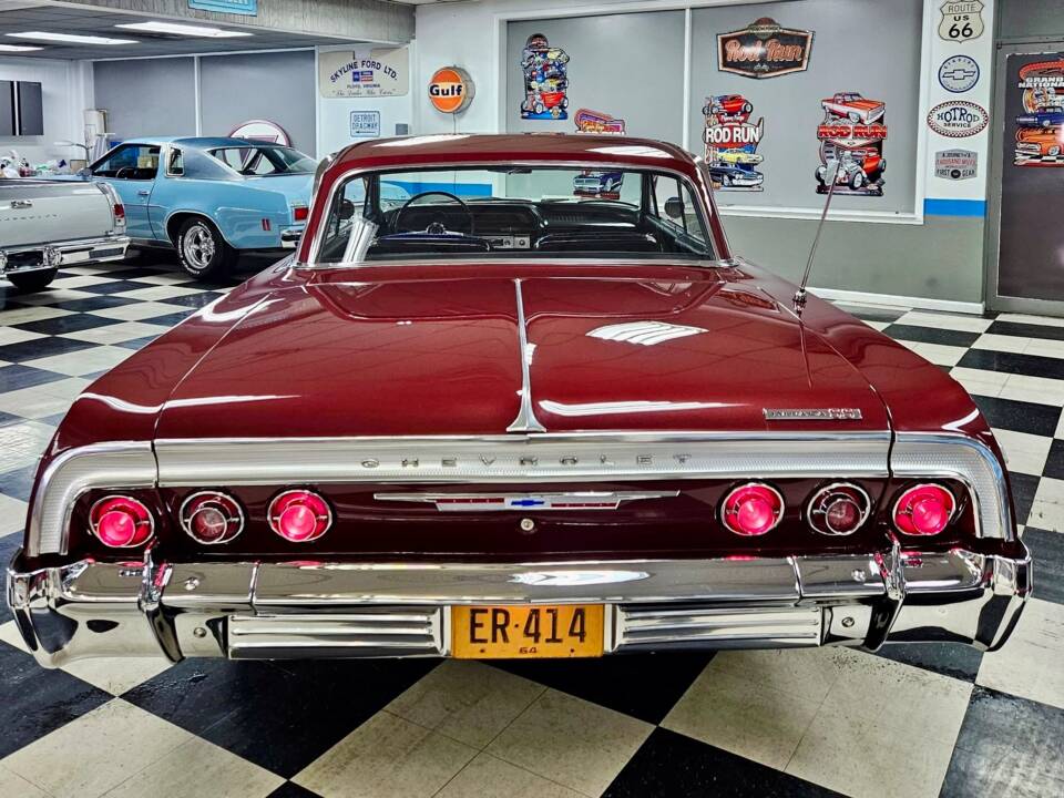 Image 6/20 of Chevrolet Impala SS Sport Coupe (1964)