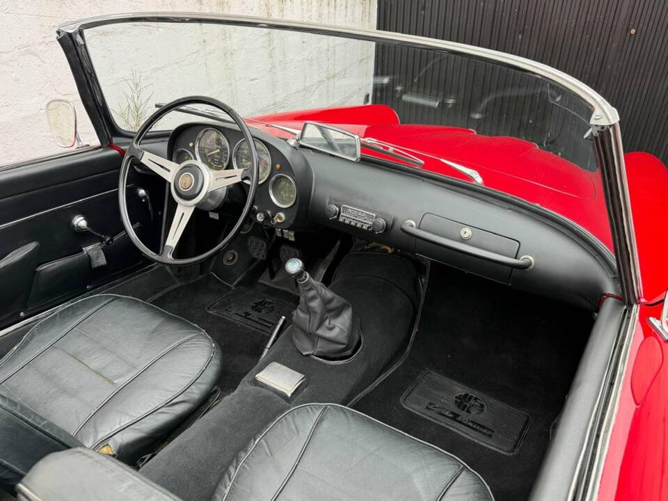 Bild 2/8 von Alfa Romeo 2000 Spider (1959)