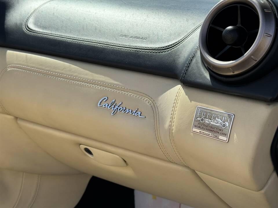 Image 29/51 of Ferrari California (2009)