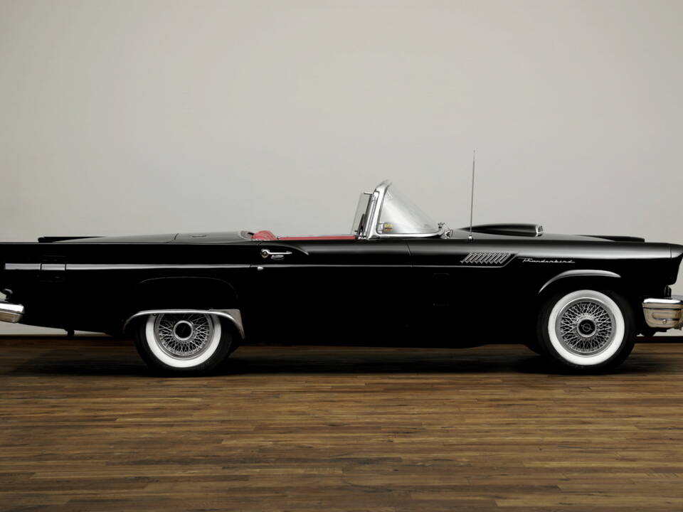 Immagine 4/20 di Ford Thunderbird (1957)