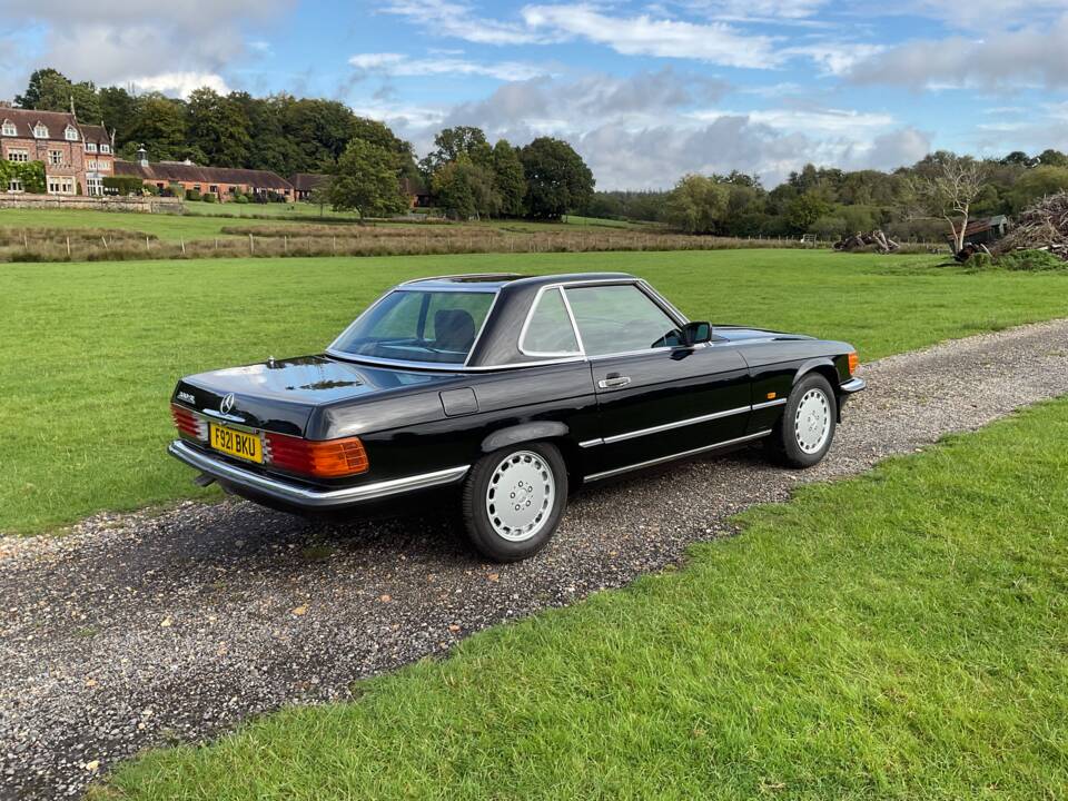 Imagen 24/45 de Mercedes-Benz 300 SL (1988)