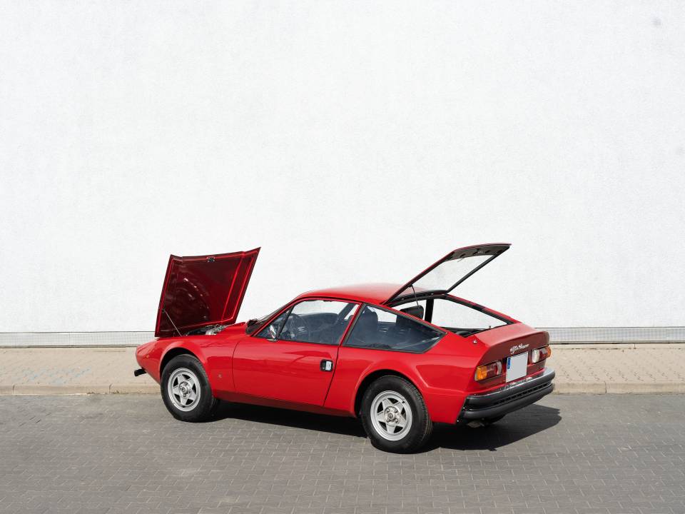 Bild 22/38 von Alfa Romeo Junior Zagato GT 1300 (1972)