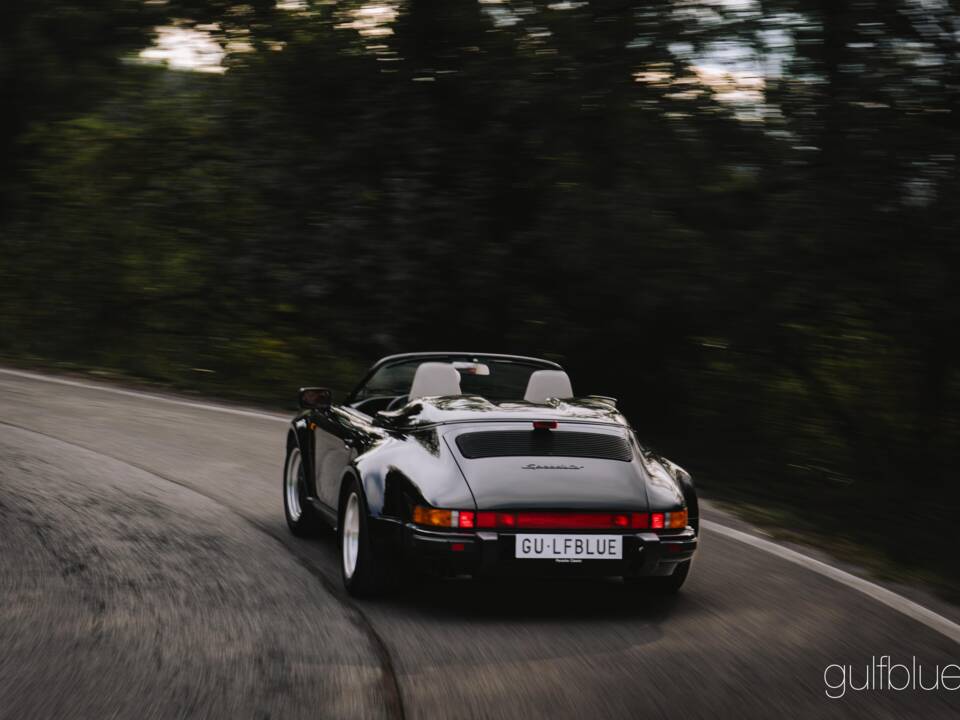 Image 9/85 of Porsche 911 Speedster 3.2 (1989)